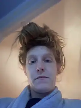 GoldenFlameGoddess online show from 02.26.25