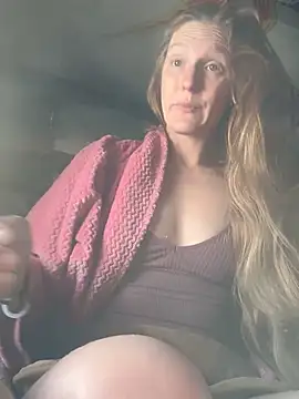 GoldenFlameGoddess online show from 03.07.25