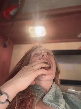 GoldenFlameGoddess online show from 03.10.25