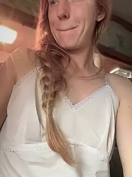 GoldenFlameGoddess online show from 03.12.25