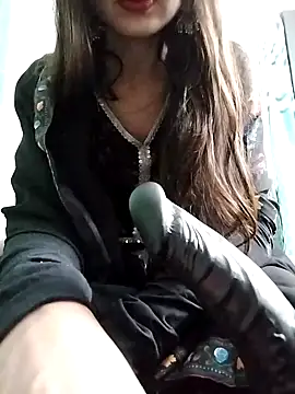 Snapshot of Noor_Darliing chatting on 01.11.25 Noor Darliing online show from 01.11.25