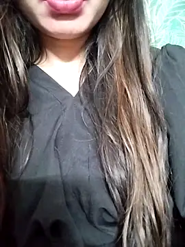 Snapshot of Noor_Darliing chatting on 03.10.25 Noor Darliing online show from 03.10.25