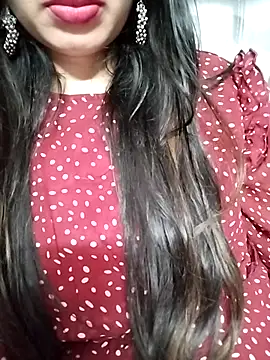 Noor Darliing online show from 10.04.25