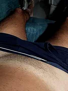 Snapshot of boy1983hot_ chatting on 09.21.25 boy1983hot  online show from 09.21.25