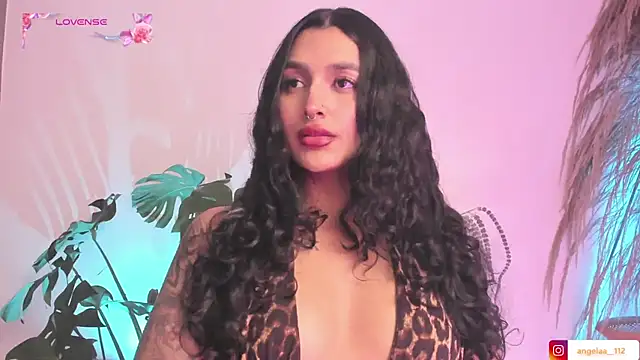 Anngel 1 online show from 10.21.25