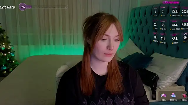Snapshot of _Chlo__e chatting on 12.21.24  Chlo  e online show from 12.21.24