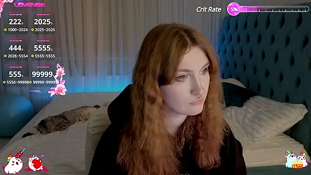 Snapshot of _Chlo__e chatting on 02.07.25  Chlo  e online show from 02.07.25