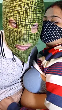 Snapshot of hotty_Sexy-couple chatting on 12.22.24 hotty Sexy-couple online show from 12.22.24