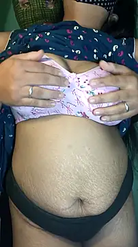 Snapshot of hotty_Sexy-couple chatting on 01.21.25 hotty Sexy-couple online show from 01.21.25