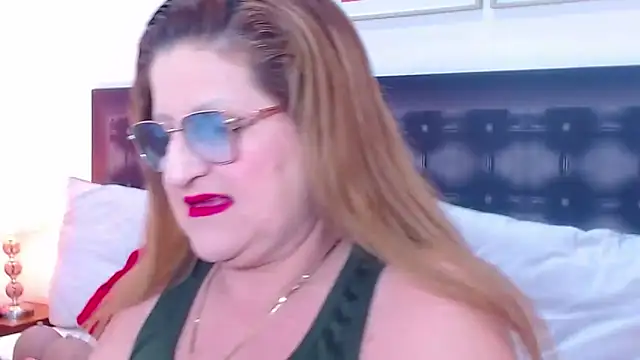 sandra 20 online show from 10.20.25