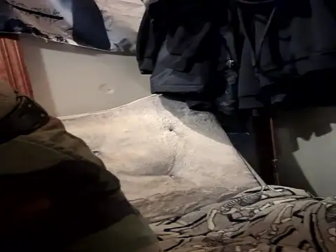 Snapshot of KBONE36 chatting on 10.09.25 KBONE36 online show from 10.09.25