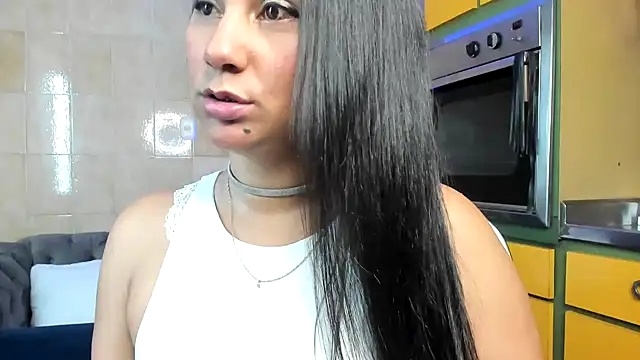 Snapshot of Leticia_goddes chatting on 03.17.25 Leticia goddes online show from 03.17.25