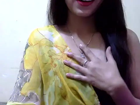 Snapshot of Arohi_Sharma123 chatting on 12.15.24 Arohi Sharma123 online show from 12.15.24