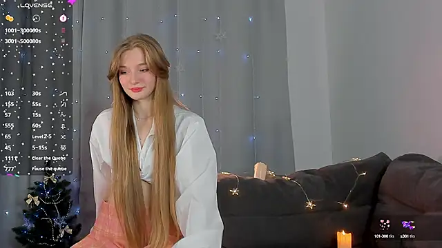 Snapshot of Barbie-Doll- chatting on 12.23.24 Barbie-Doll- online show from 12.23.24