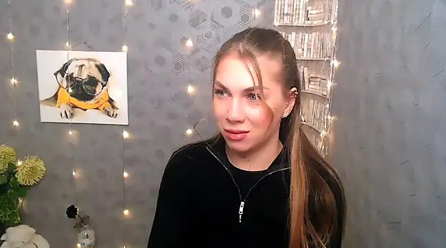 Snapshot of Sport_Tall_Doll chatting on 03.07.25 Sport Tall Doll online show from 03.07.25