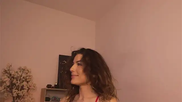 Snapshot of Misslullu chatting on 03.13.25 Misslullu online show from 03.13.25