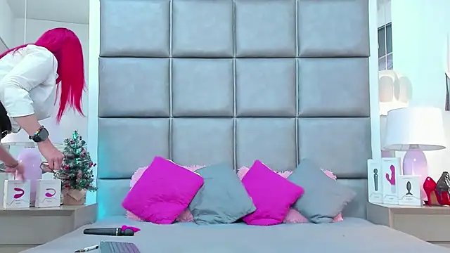 AllissaBrowm online show from 12.30.24