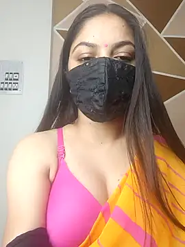 Snapshot of _desigori chatting on 01.01.25  desigori online show from 01.01.25