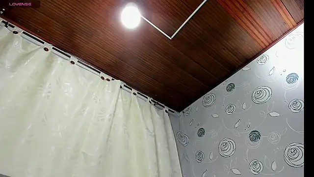 luna evaa online show from 10.20.25