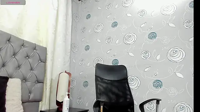 luna evaa online show from 11.11.25