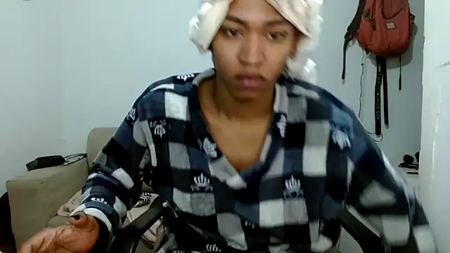 angelamarie1 online show from 12.04.25