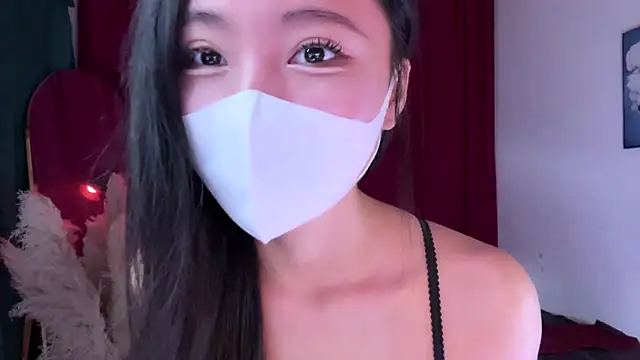 alaia-EDP online show from 11.14.25