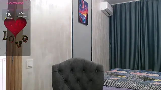 Stacy Davice online show from 09.18.25