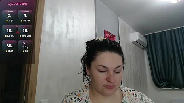 Stacy Davice online show from 10.11.25