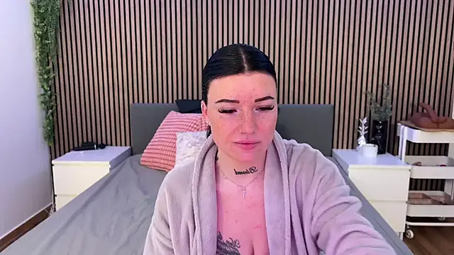 Snapshot of LizaRoxx chatting on 03.15.25 LizaRoxx online show from 03.15.25