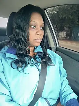 1Topgyal online show from 12.05.25