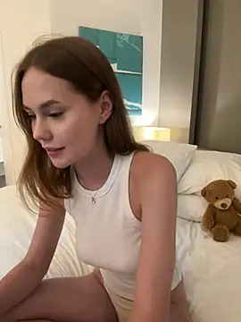 Snapshot of Meow_Sophie chatting on 02.16.25 Meow Sophie online show from 02.16.25