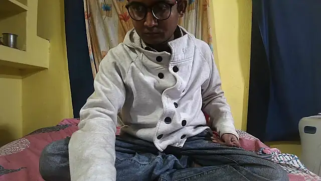 Snapshot of Cute_boy2000 chatting on 01.14.25 Cute boy2000 online show from 01.14.25