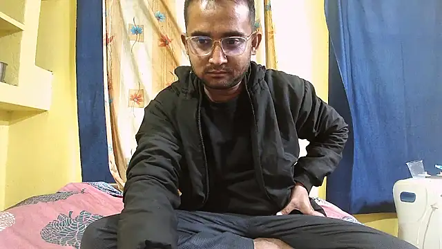 Snapshot of Cute_boy2000 chatting on 01.24.25 Cute boy2000 online show from 01.24.25