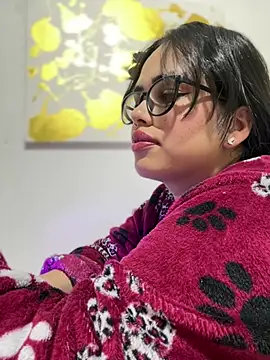 Snapshot of andra_rose chatting on 01.18.25 andra rose online show from 01.18.25