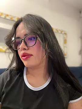 Snapshot of andra_rose chatting on 01.29.25 andra rose online show from 01.29.25