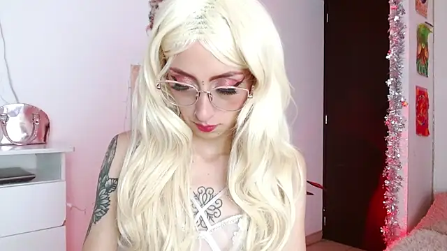 alisseallie online show from 12.10.24