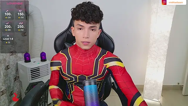 Snapshot of DannyMaximoff chatting on 11.04.25 DannyMaximoff online show from 11.04.25