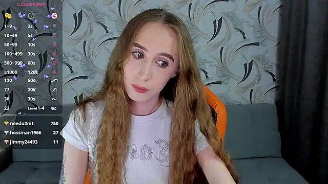 Snapshot of _mira_cle_ chatting on 12.11.24  mira cle  online show from 12.11.24