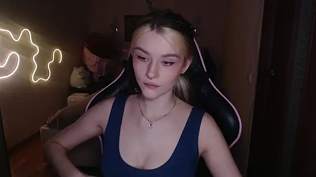 Snapshot of jeann_elsaa chatting on 01.28.25 jeann elsaa online show from 01.28.25