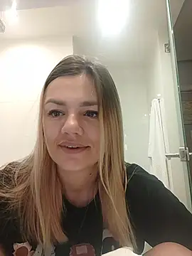 KrissSexi online show from 11.10.25