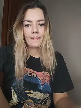 KrissSexi online show from 11.22.25