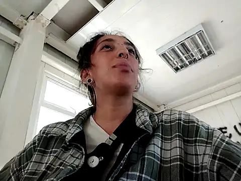 Snapshot of ORIANNA_BODMOD chatting on 01.31.25 ORIANNA BODMOD online show from 01.31.25