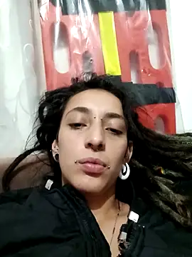 Snapshot of ORIANNA_BODMOD chatting on 03.04.25 ORIANNA BODMOD online show from 03.04.25