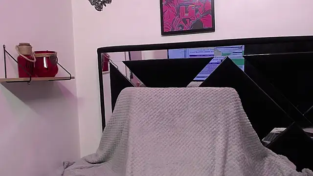 Snapshot of ORIANNA_BODMOD chatting on 03.15.25 ORIANNA BODMOD online show from 03.15.25