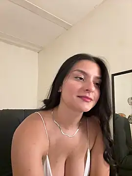 Snapshot of Lolitah__69 chatting on 09.19.25 Lolitah  69 online show from 09.19.25