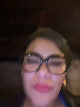 Snapshot of Insane_Issa chatting on 01.24.25 Insane Issa online show from 01.24.25