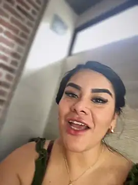 Snapshot of Insane_Issa chatting on 03.19.25 Insane Issa online show from 03.19.25