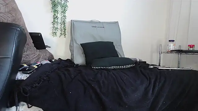 Snapshot of VANESSADDD chatting on 03.08.25 VANESSADDD online show from 03.08.25