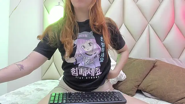 Snapshot of SakuraLee_ chatting on 01.19.25 SakuraLee online show from 01.19.25