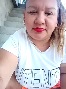 HORNY MATURE25 online show from 01.05.25